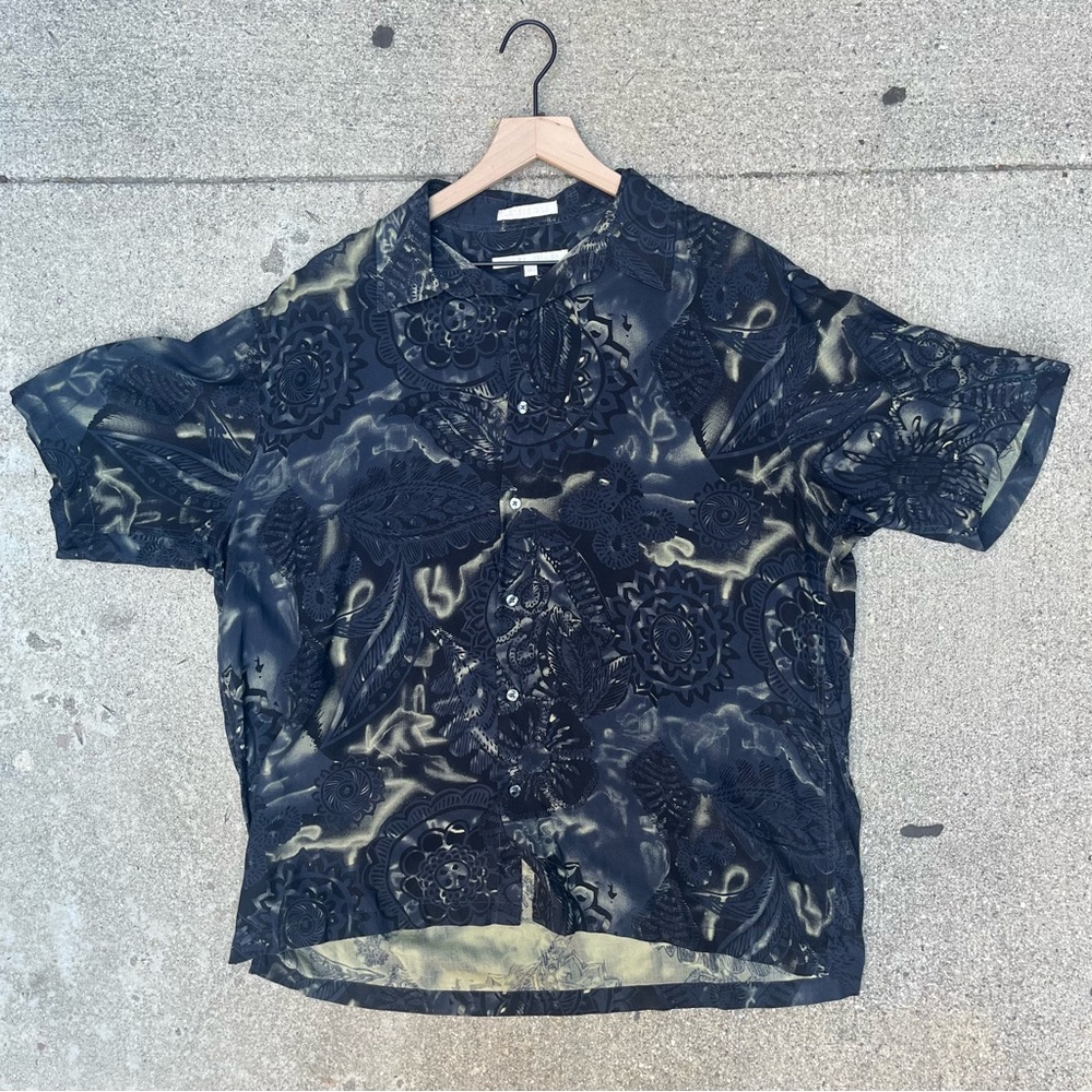 2000s Perry Ellis short sleeve shirt